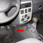 Dacia Logan manuális váltózár (fotó)