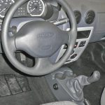Dacia Sandero manuális váltózár (fotó)