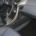 Hyundai Elantra manuális váltózár (fotó)