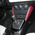 Mazda CX3 manuális váltózár (fotó)
