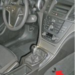 Opel Insignia manuális váltózár (fotó)